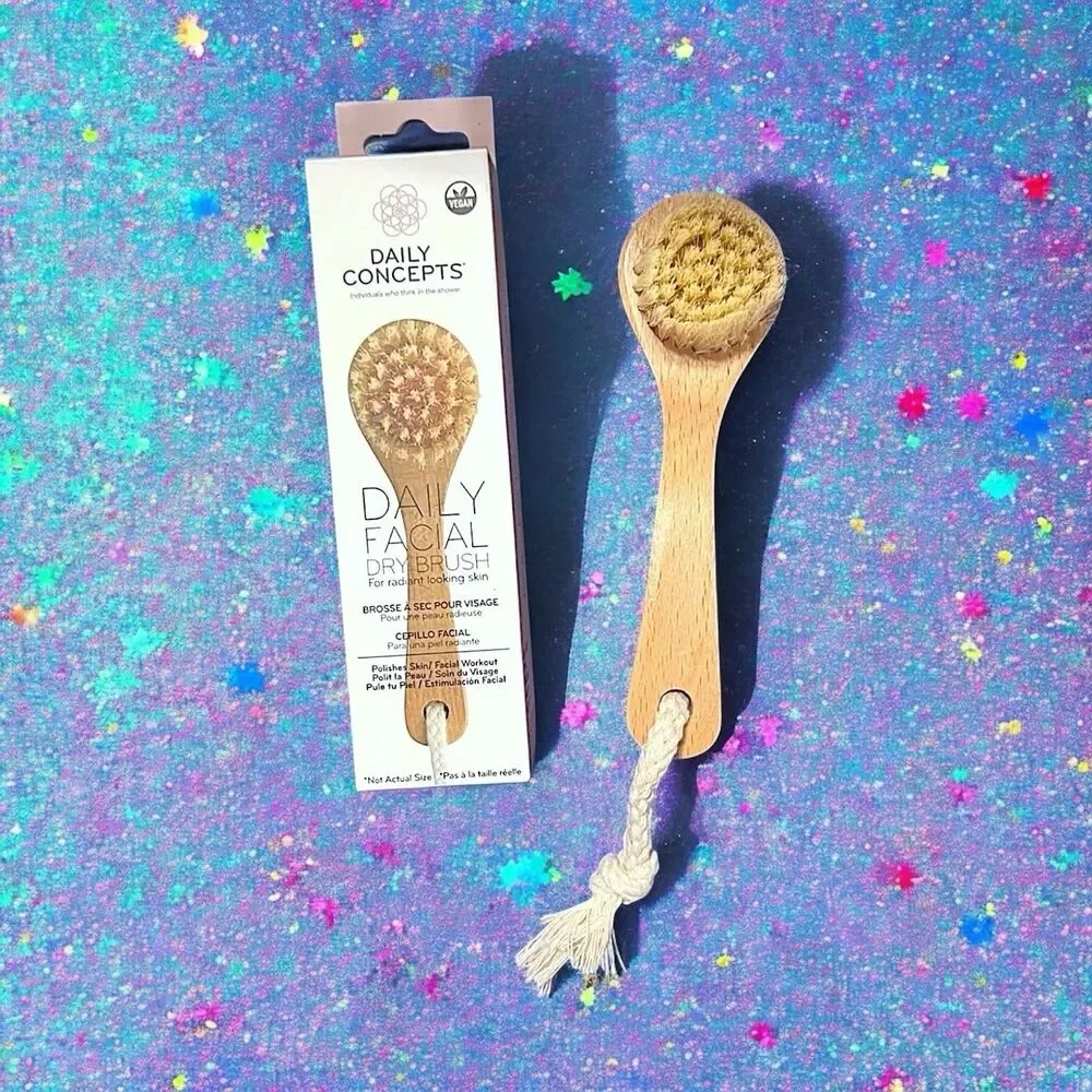 DAILY CONCEPTS Daily Facial Dry Brush MSRP $20 Brand New In Box